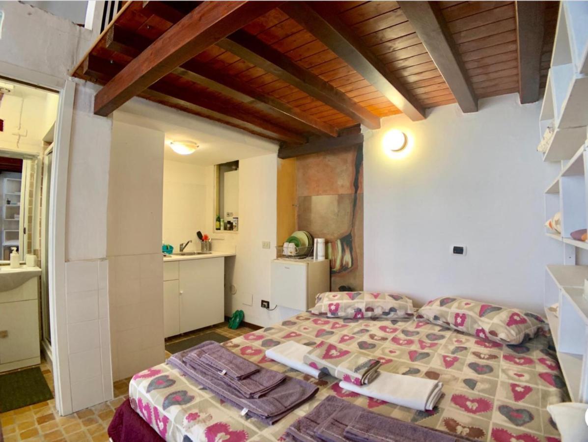 Flat Nirmala Studio-Shop Daire Milano Dış mekan fotoğraf